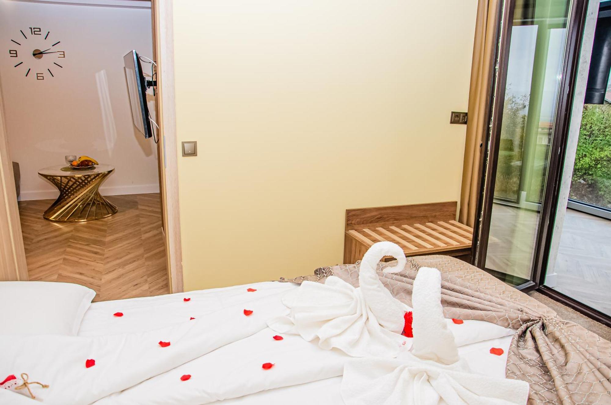 Sveti Nikola Family Hotel Sapareva Banya ภายนอก รูปภาพ