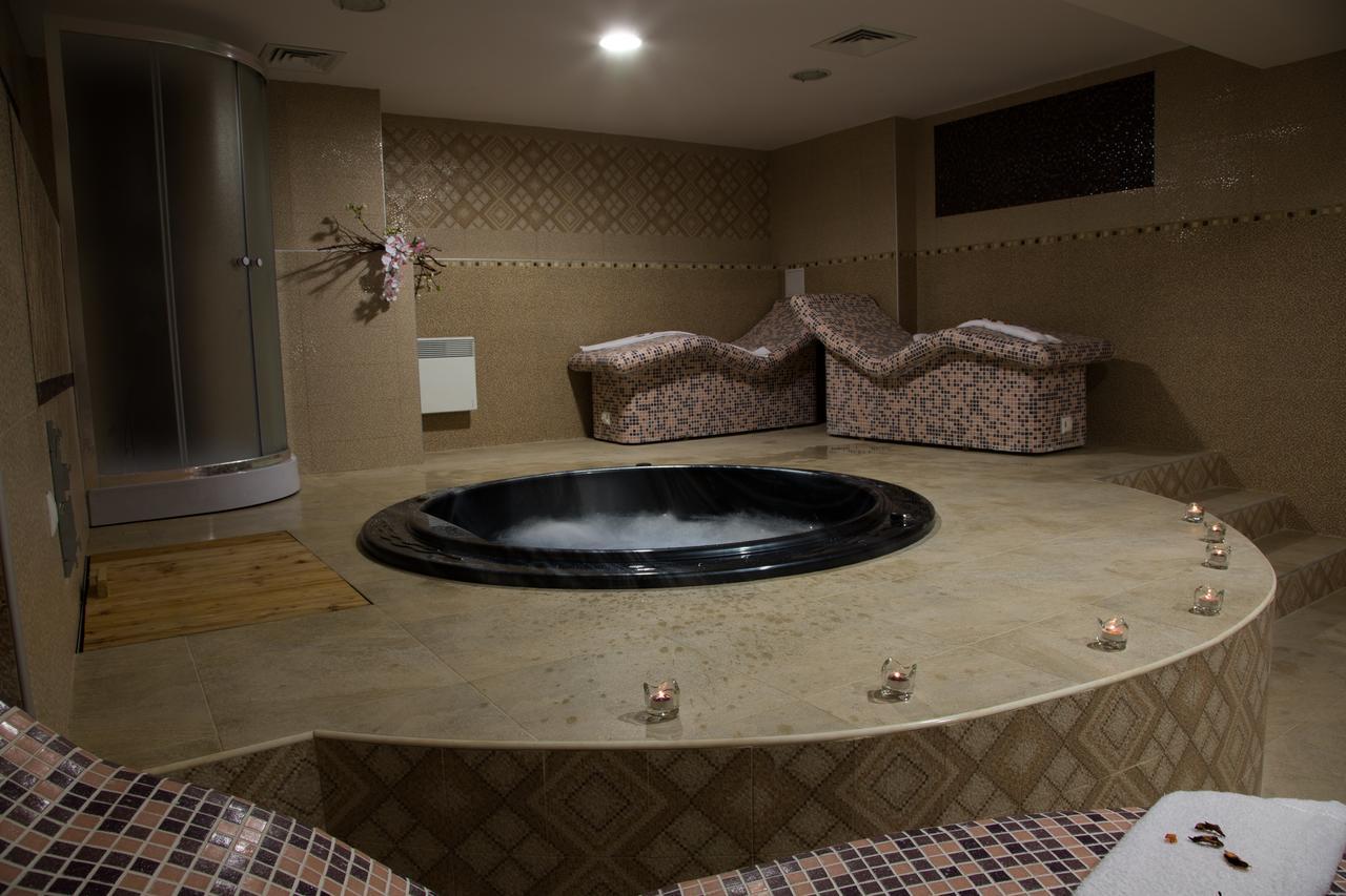 Sveti Nikola Family Hotel Sapareva Banya ภายนอก รูปภาพ